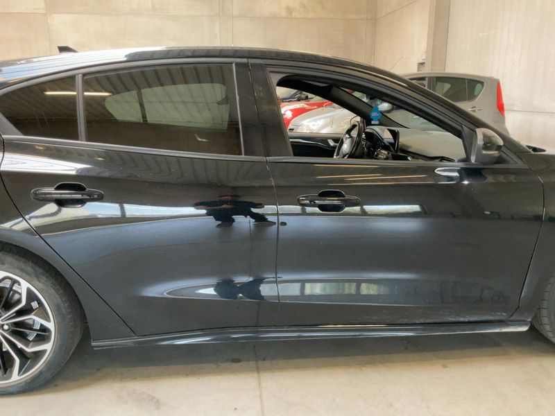 Ford Focus 1.5 TDCi EcoBlue ST-Line 2018 – снимка 10