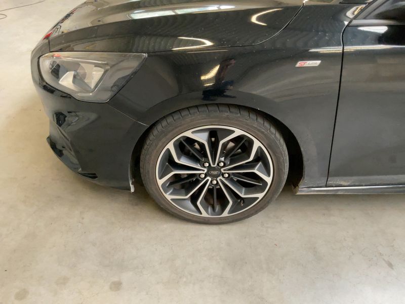 Ford Focus 1.5 TDCi EcoBlue ST-Line 2018 – снимка 3