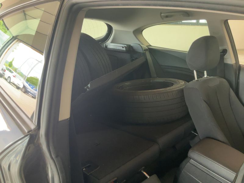 BMW 1er 114i 2014 – снимка 20