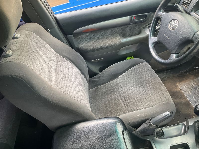 Toyota Land Cruiser 3.0 D-4D VX 2005 – снимка 34