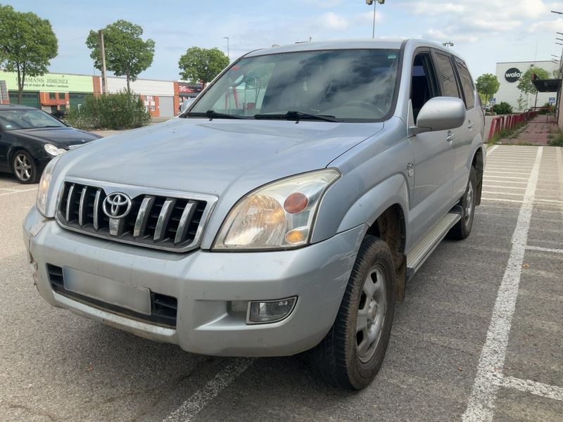 Toyota Land Cruiser 3.0 D-4D VX 2005 – снимка 1