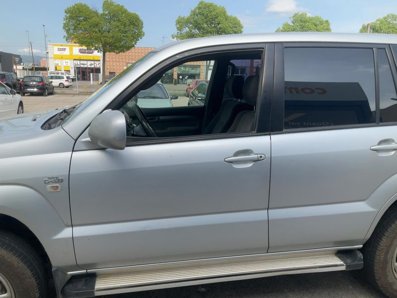 Toyota Land Cruiser 3.0 D-4D VX 2005 – снимка 4