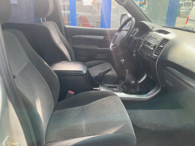 Toyota Land Cruiser 3.0 D-4D VX 2005 – снимка 16