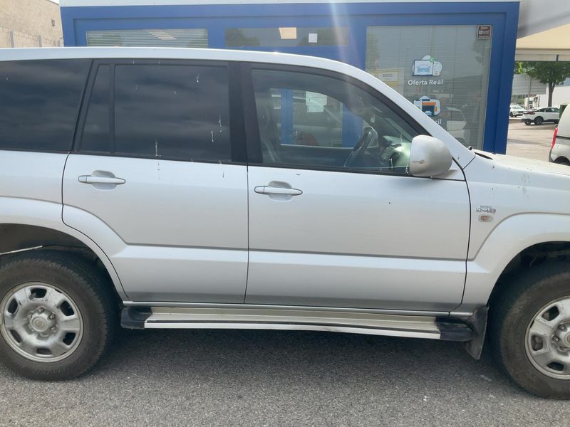Toyota Land Cruiser 3.0 D-4D VX 2005 – снимка 10