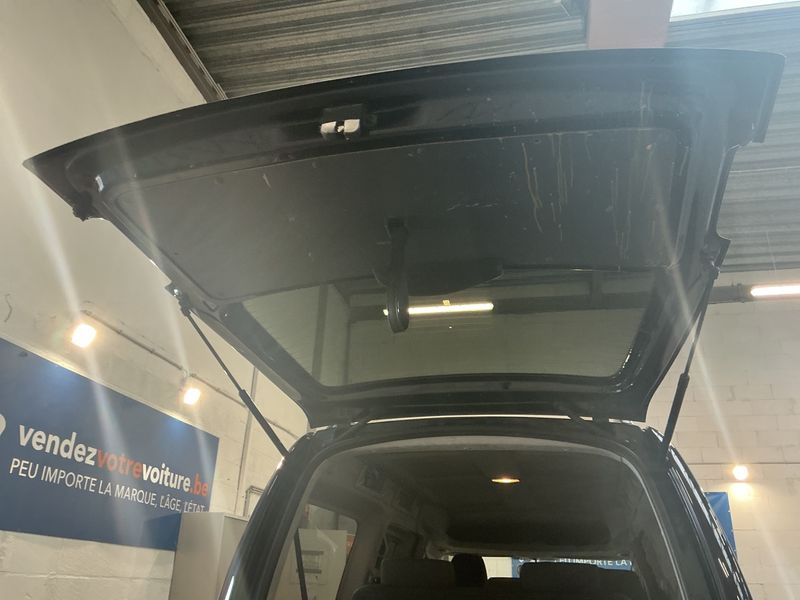 Volkswagen Caddy 1.6 TDI Maxi Comfortline 2012 – снимка на щета 38