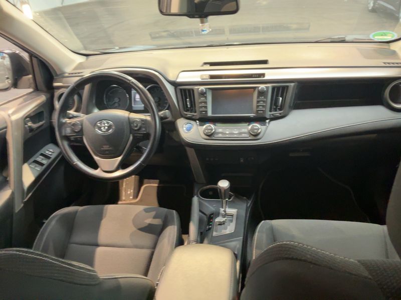 Toyota RAV 4 2.5 Hybrid Edition 2016 – снимка 18