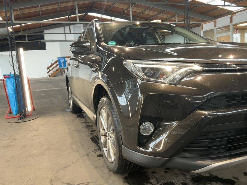 Toyota RAV 4 2.5 Hybrid Edition 2016 – снимка 12