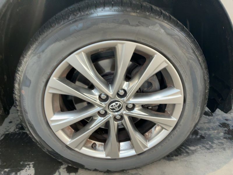 Toyota RAV 4 2.5 Hybrid Edition 2016 – снимка 11