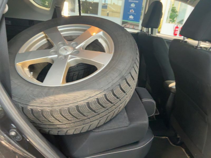 Toyota RAV 4 2.5 Hybrid Edition 2016 – снимка 20