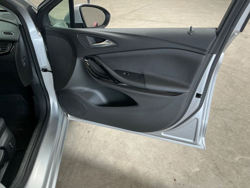 Opel Astra 1.5 CDTI Elegance Start/Stop 2020 – снимка 25