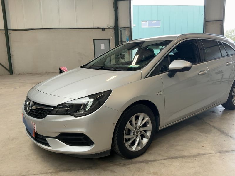 Opel Astra 1.5 CDTI Elegance Start/Stop 2020 – снимка 2