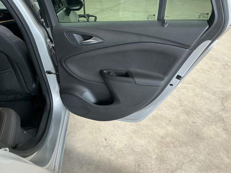 Opel Astra 1.5 CDTI Elegance Start/Stop 2020 – снимка 27
