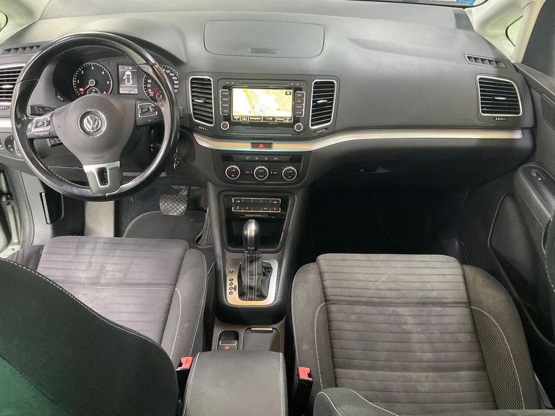 Volkswagen Sharan 2.0 TDI Cup BlueMotion Tech 2015 – снимка 17