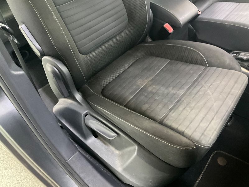 Volkswagen Sharan 2.0 TDI Cup BlueMotion Tech 2015 – снимка 39