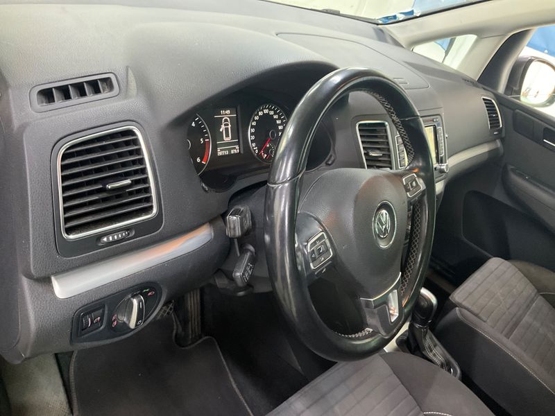 Volkswagen Sharan 2.0 TDI Cup BlueMotion Tech 2015 – снимка 38