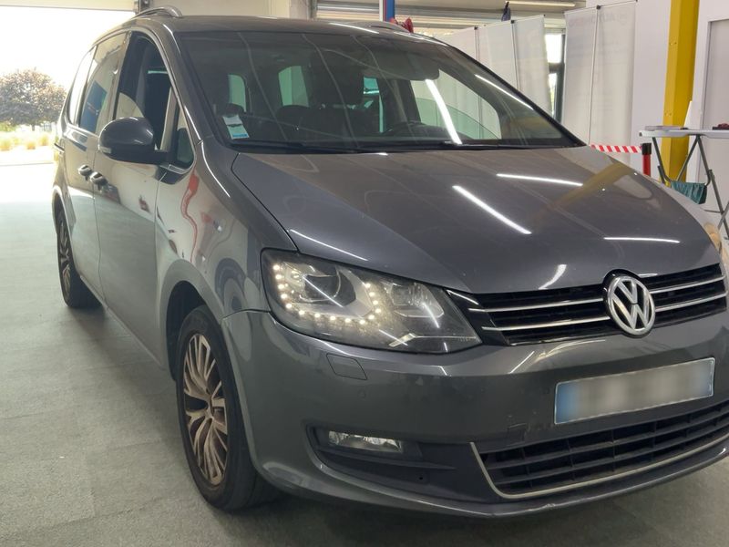 Volkswagen Sharan 2.0 TDI Cup BlueMotion Tech 2015 – снимка 12