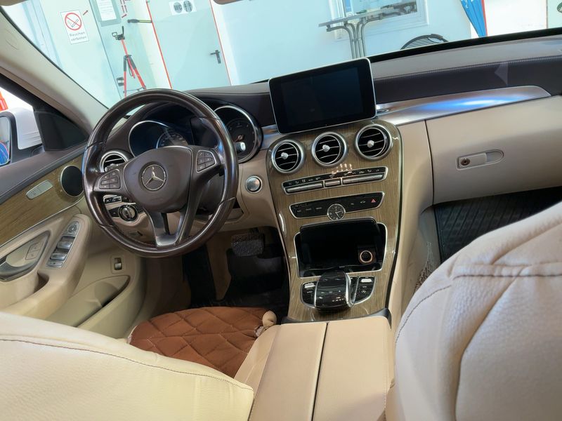 Mercedes-Benz C-Klasse C 250 d T BlueTEC Exclusive 2015 – снимка 18