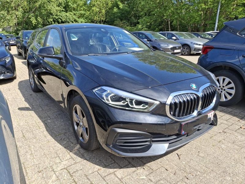 BMW 1er 116i Advantage 2024 – снимка 6