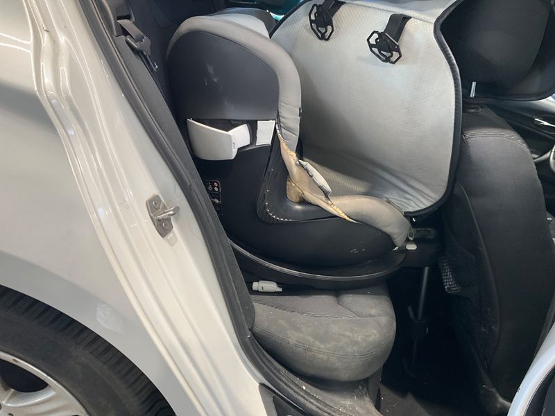 BMW 1er 116d 2013 – снимка на щета 30