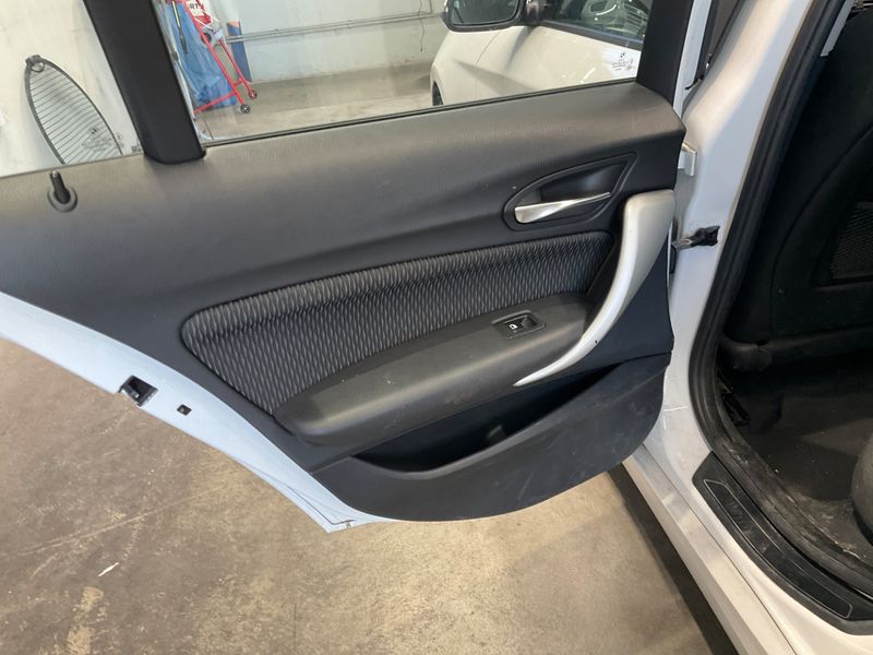 BMW 1er 116d 2013 – снимка на щета 28