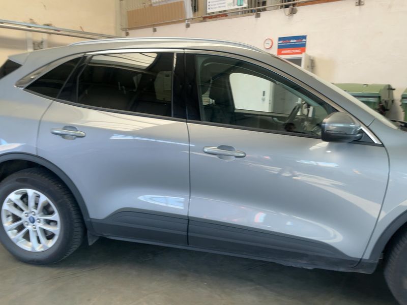 Ford Kuga 2.5 Plug-in Hybrid Titanium 2022 – снимка 10