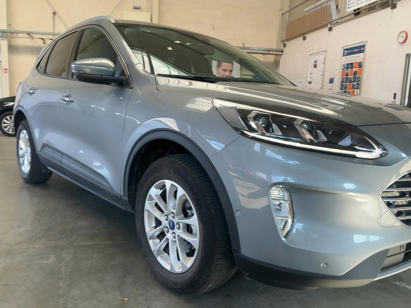 Ford Kuga 2.5 Plug-in Hybrid Titanium 2022 – снимка 12