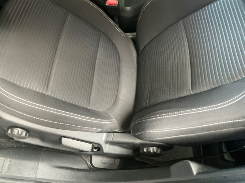 Ford Kuga 2.5 Plug-in Hybrid Titanium 2022 – снимка 25