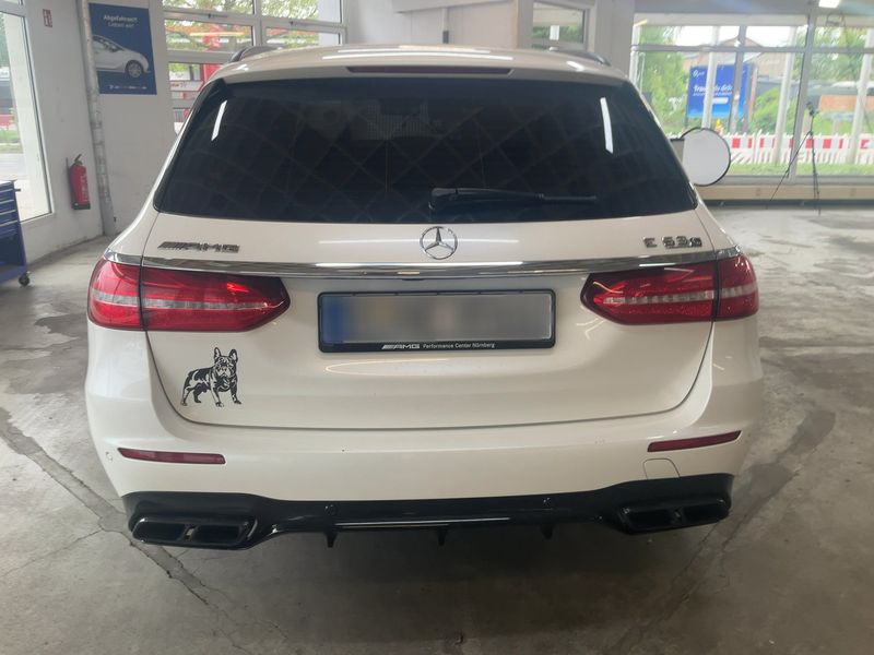 Mercedes-Benz E-Klasse E 63 AMG S T 4Matic 2018 – снимка 7