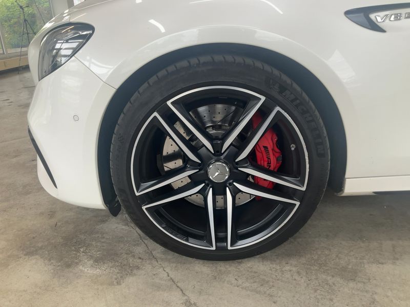Mercedes-Benz E-Klasse E 63 AMG S T 4Matic 2018 – снимка 3
