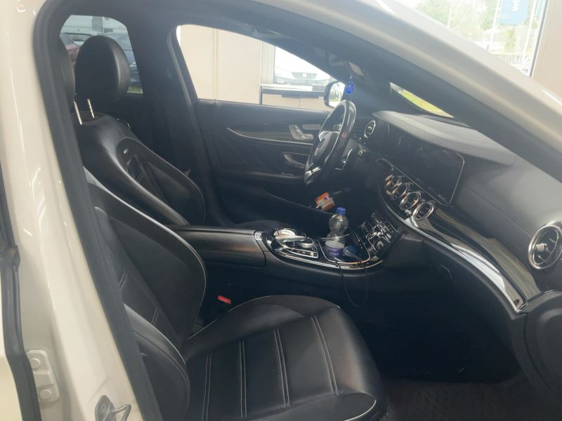 Mercedes-Benz E-Klasse E 63 AMG S T 4Matic 2018 – снимка 17