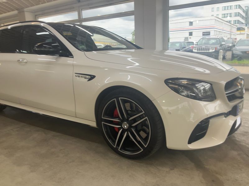 Mercedes-Benz E-Klasse E 63 AMG S T 4Matic 2018 – снимка 12