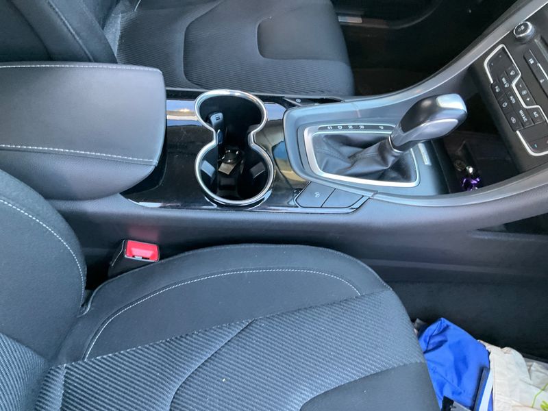 Ford Mondeo 2.0 TDCi Titanium 2015 – снимка 22