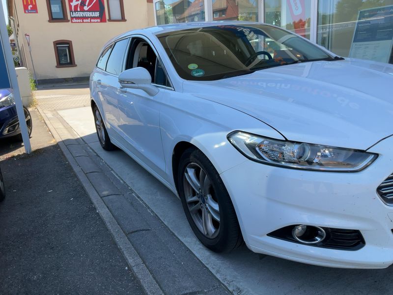 Ford Mondeo 2.0 TDCi Titanium 2015 – снимка 12