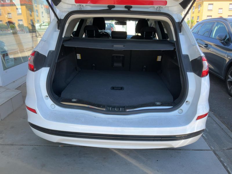 Ford Mondeo 2.0 TDCi Titanium 2015 – снимка 15