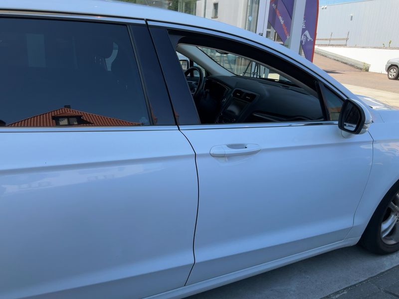 Ford Mondeo 2.0 TDCi Titanium 2015 – снимка 10