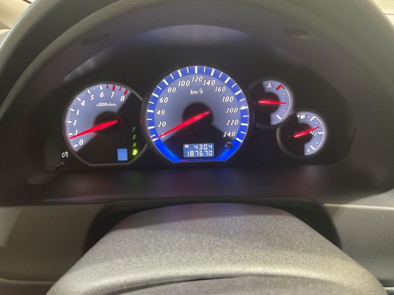 Mitsubishi Grandis 2.4 Intense 2007 – снимка 4
