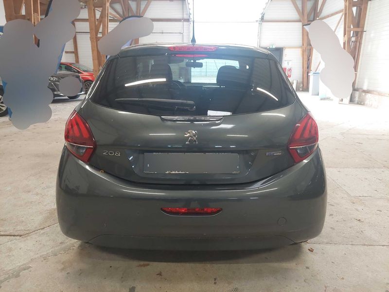 Peugeot 208 1.2 VTi Style 2017 – снимка 4
