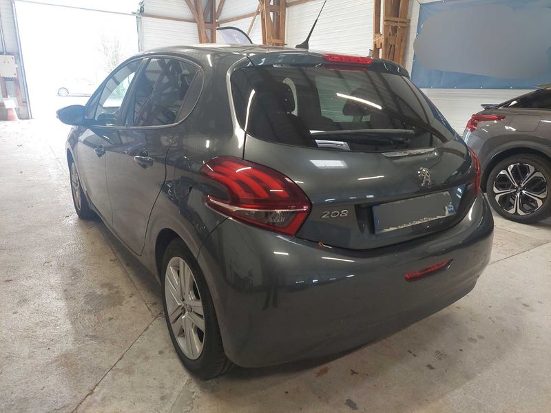 Peugeot 208 1.2 VTi Style 2017 – снимка 3
