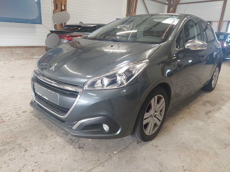 Peugeot 208 1.2 VTi Style 2017 – снимка 2