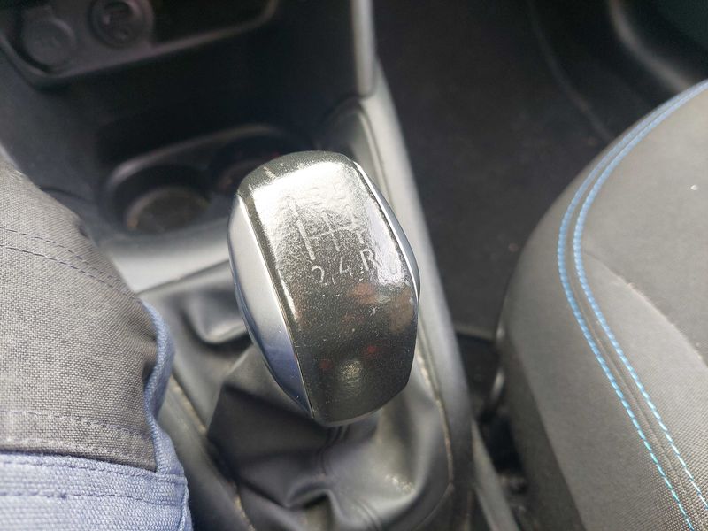 Peugeot 208 1.2 VTi Style 2017 – снимка 30