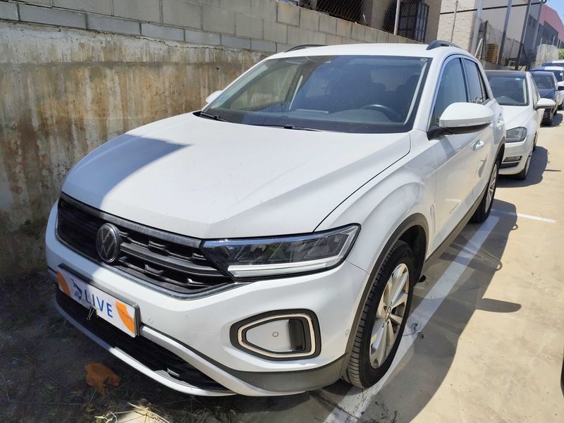 Volkswagen T-Roc 2.0 TDI Life 2023 – снимка 1