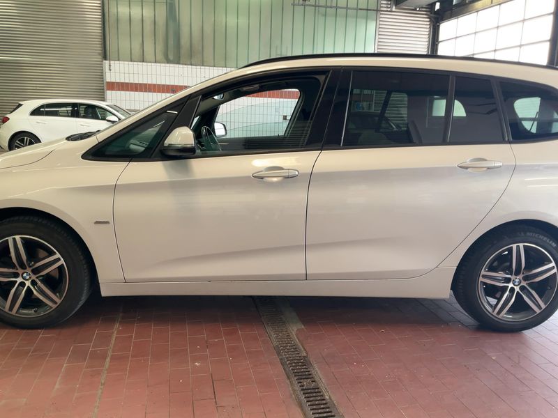 BMW 2er 218d Gran Tourer Sport Line 2016 – снимка на щета