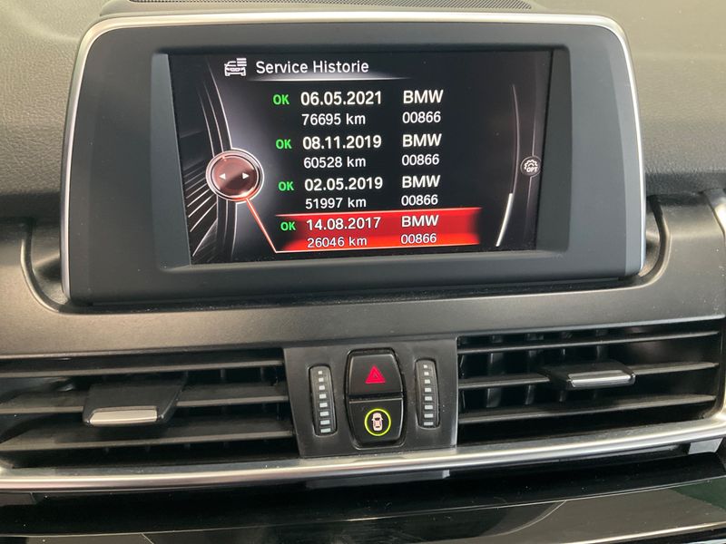 BMW 2er 218d Gran Tourer Sport Line 2016 – снимка 23