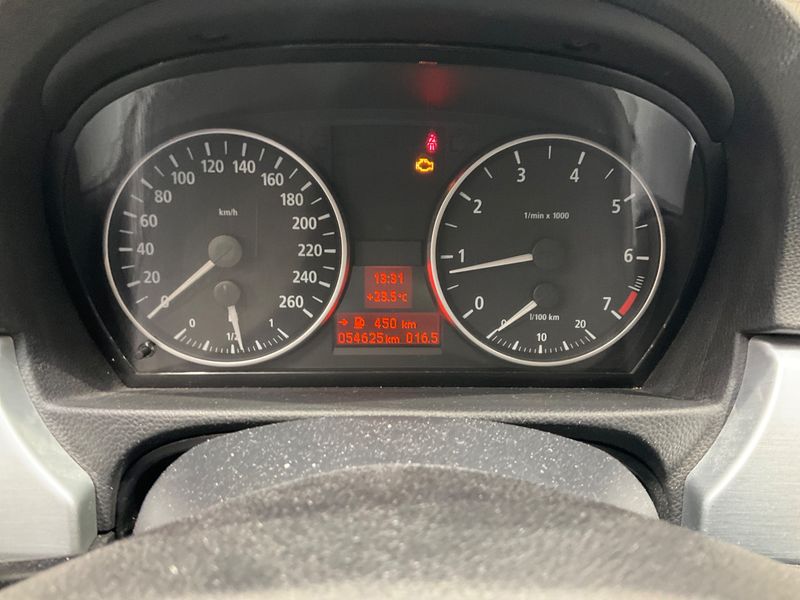 BMW 3er 320i 2005 – снимка 31