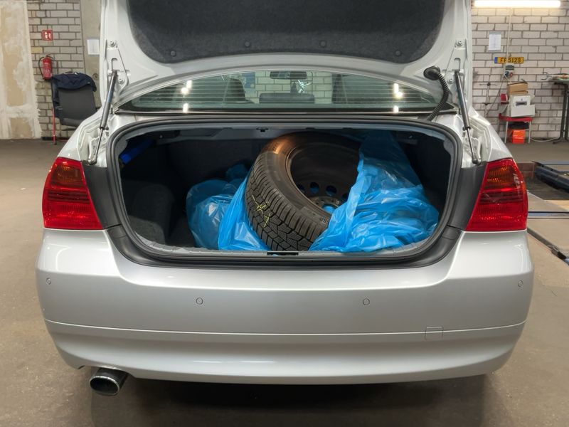 BMW 3er 320i 2005 – снимка 16