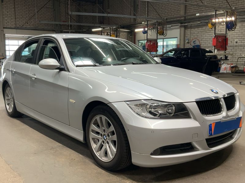 BMW 3er 320i 2005 – снимка 12