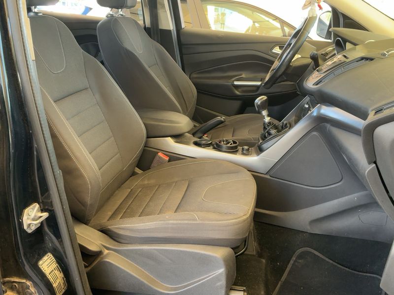Ford Kuga 2.0 TDCi Trend 2014 – снимка 16