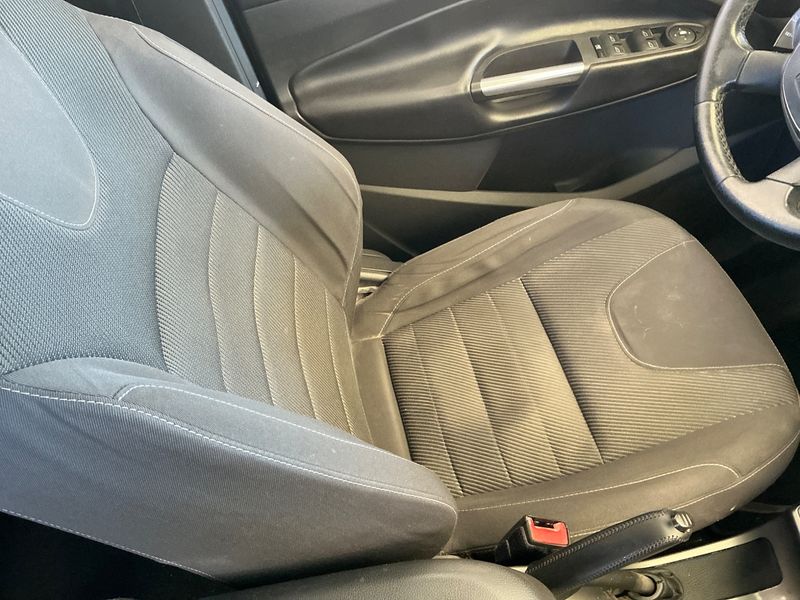 Ford Kuga 2.0 TDCi Trend 2014 – снимка 28
