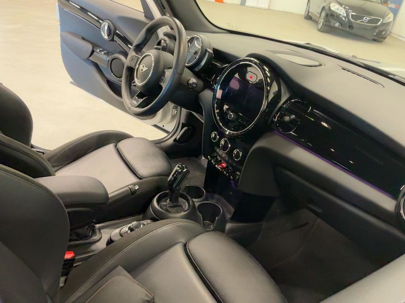 MINI Cooper S John Cooper Works Trim 2022 – снимка 16