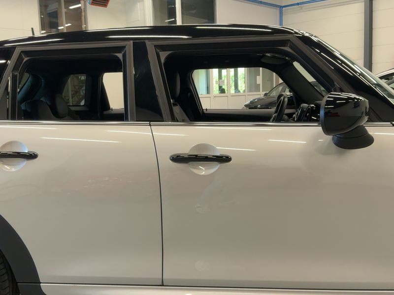 MINI Cooper S John Cooper Works Trim 2022 – снимка 10